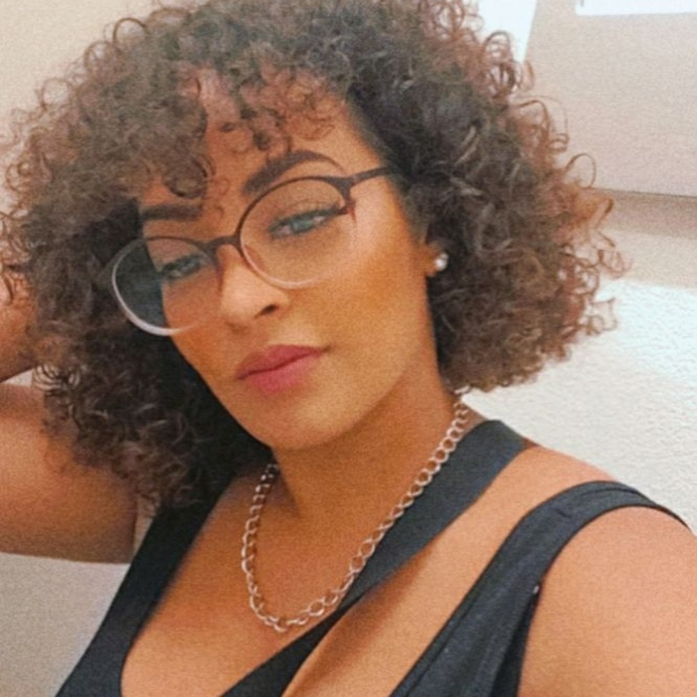 Meet your Posher, Rajae
